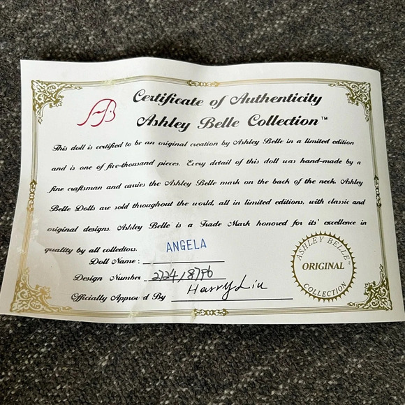 NIB Ashley Belle Porcelain Doll - Picture 3 of 9